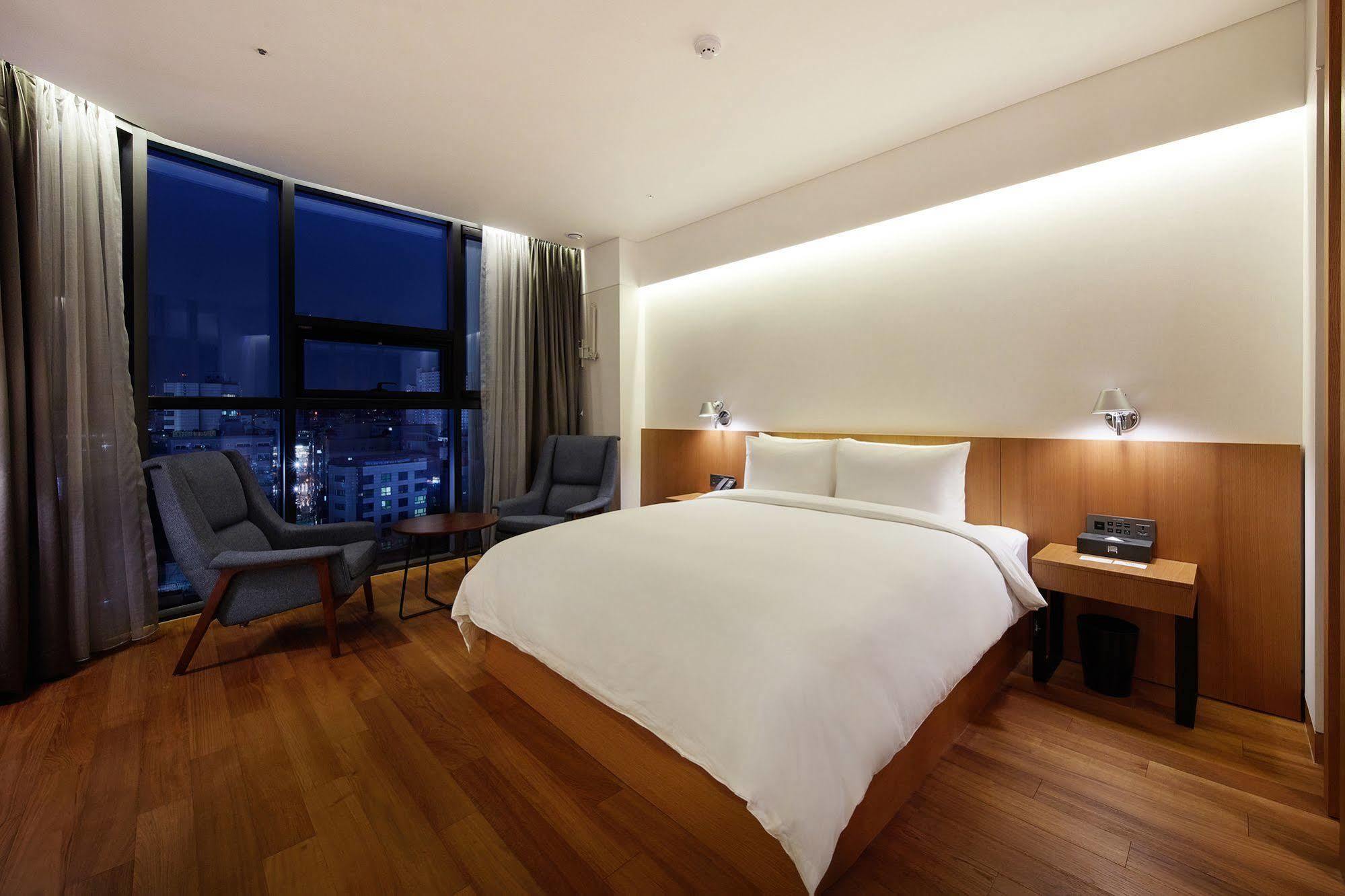 Standard Hotel Сеул Екстер'єр фото