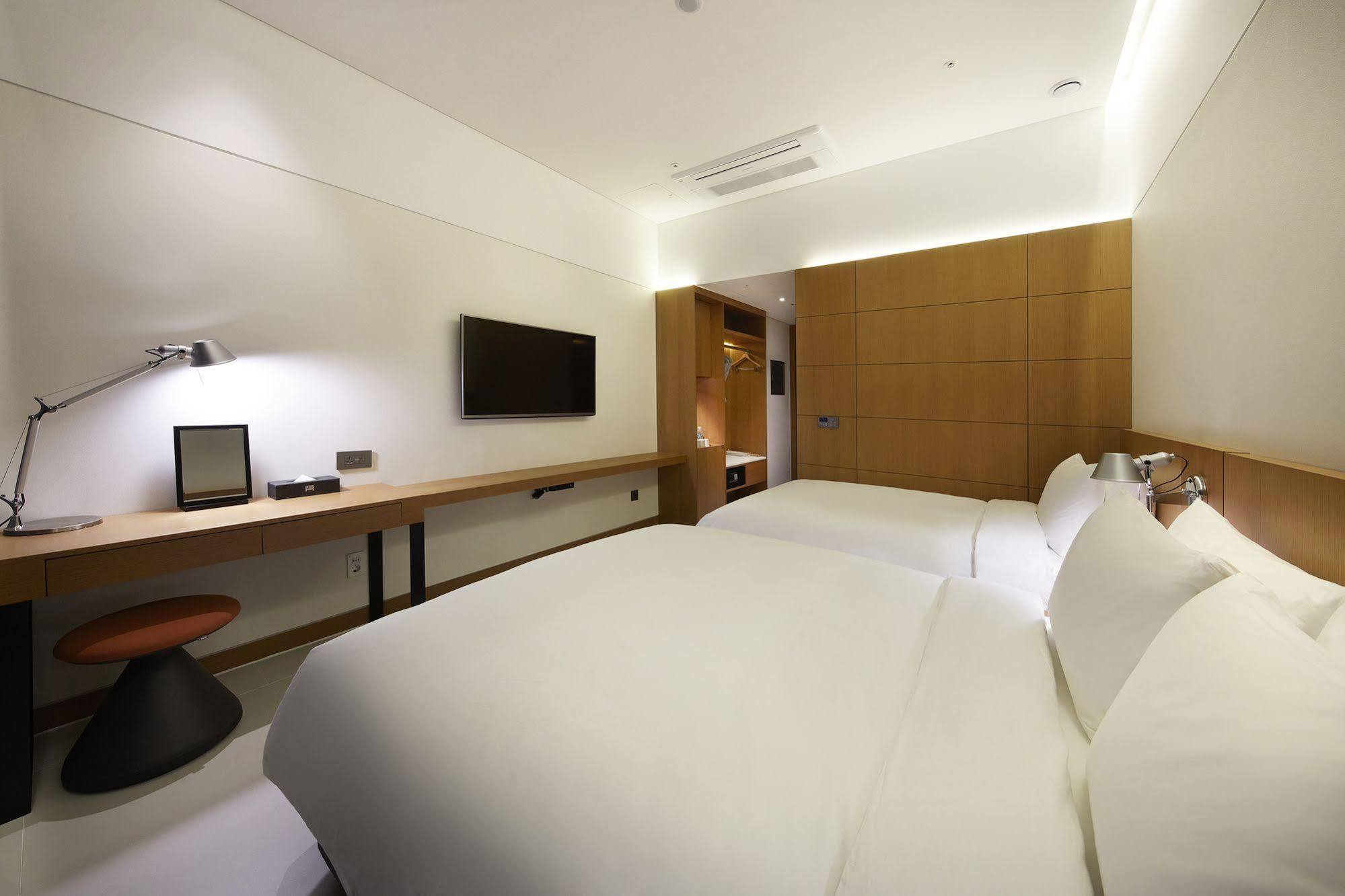 Standard Hotel Сеул Екстер'єр фото