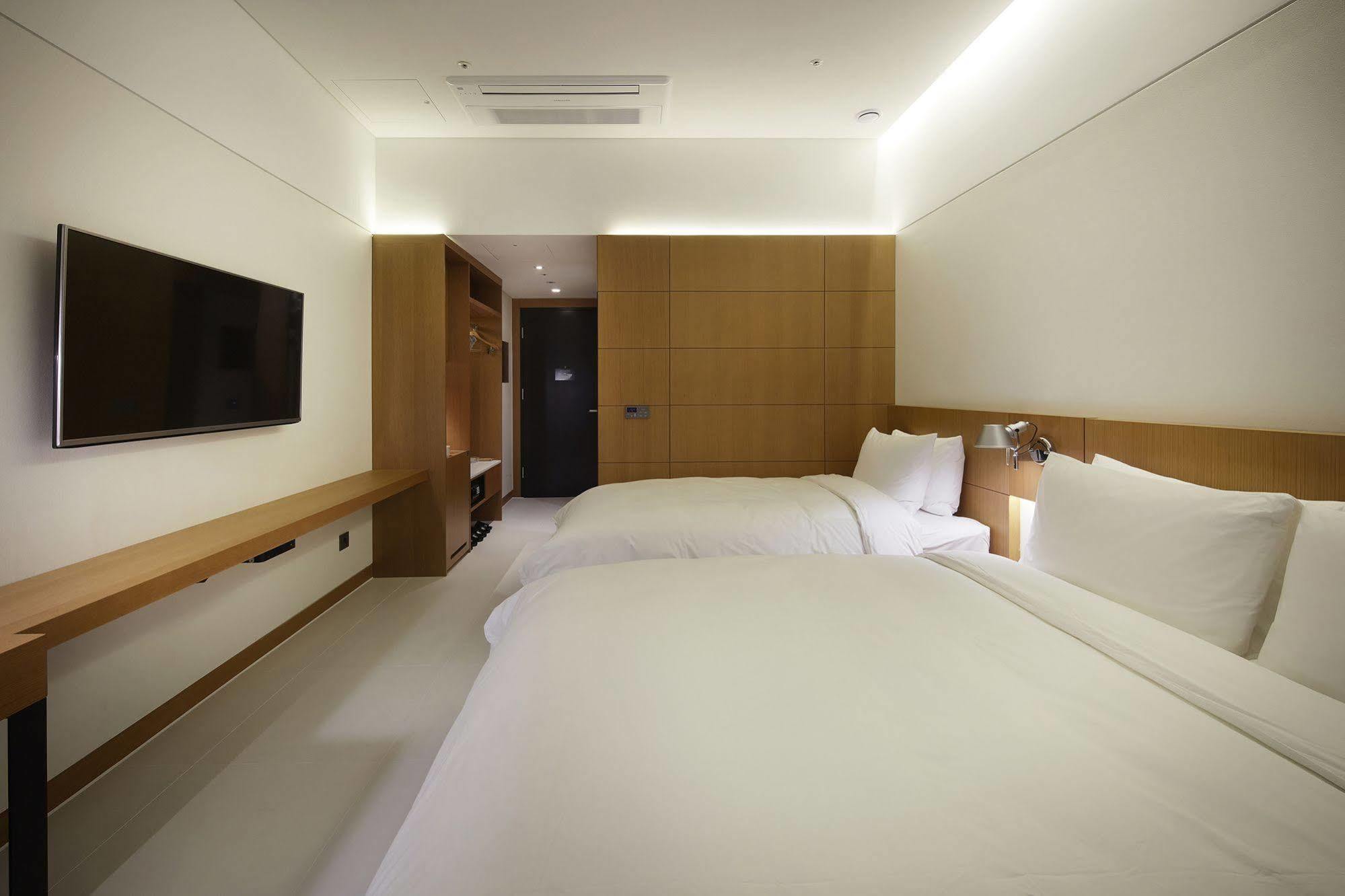 Standard Hotel Сеул Екстер'єр фото