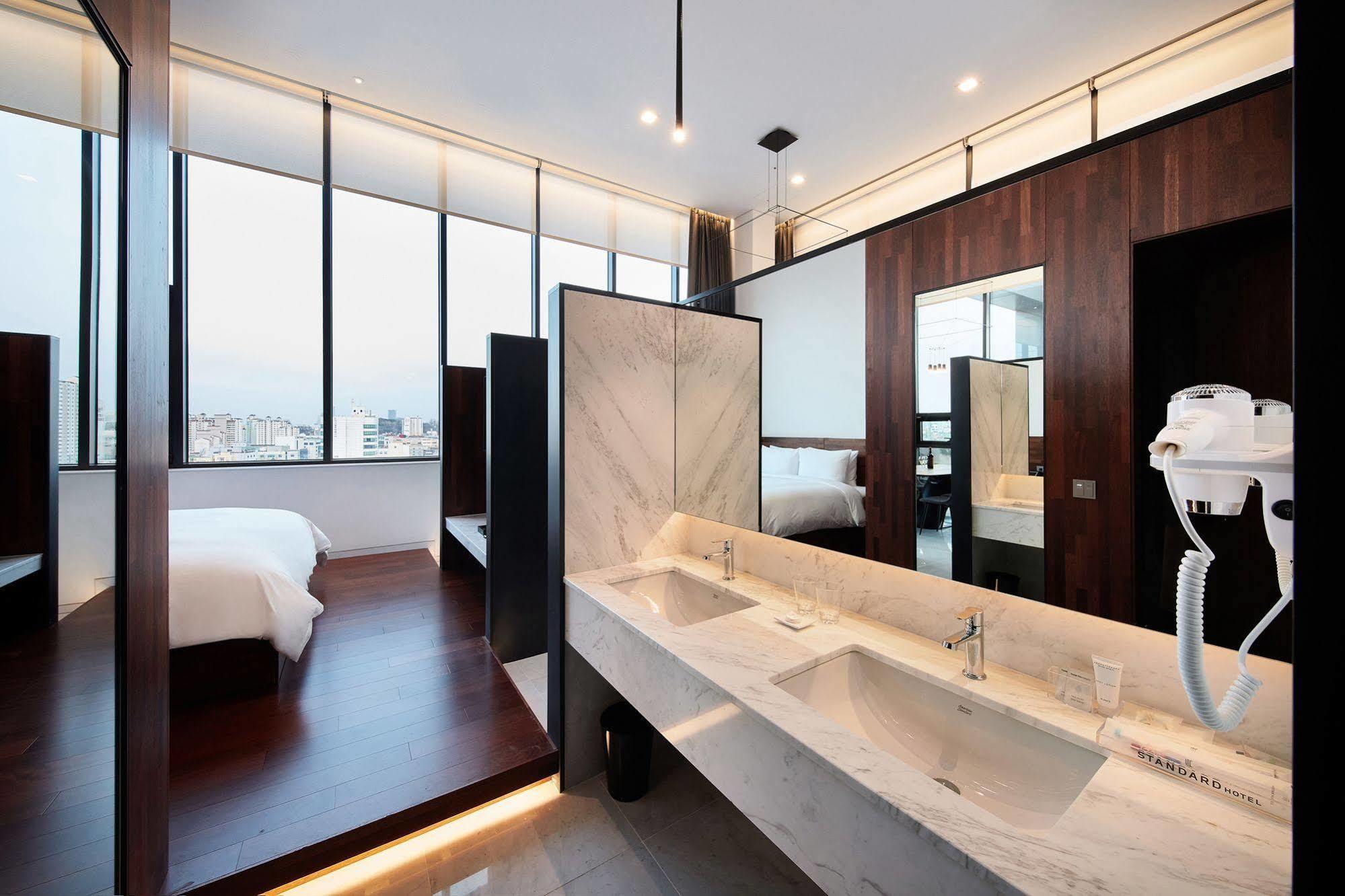 Standard Hotel Сеул Екстер'єр фото